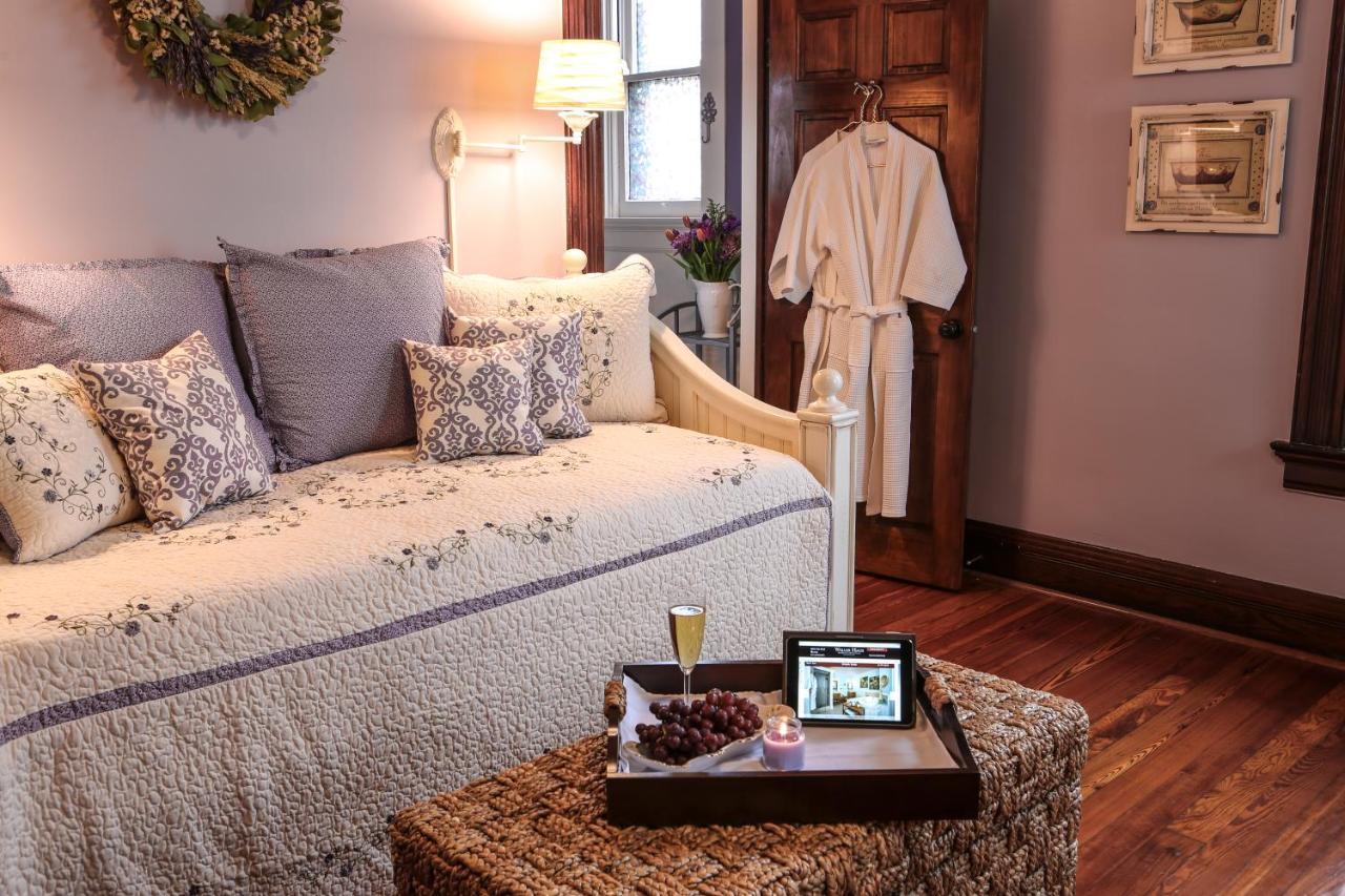 Weller Haus Bed, Breakfast & Event Center Bed & Breakfast Bellevue Exterior photo